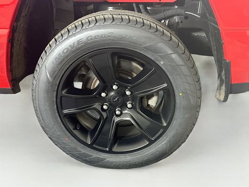 Used 2023 RAM 1500 Big Horn AWD/4WD image 11