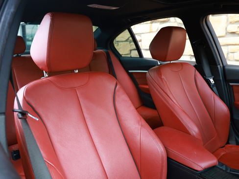 Used 2017 BMW 340i Sedan image 19