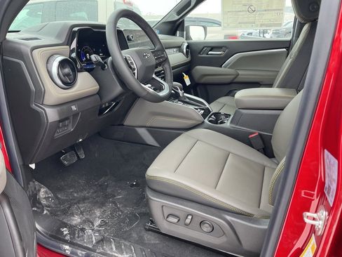 New 2026 Chevrolet Colorado ZR2 w/ Technology Package image 6