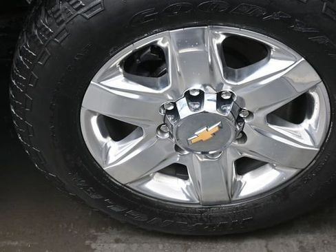 Used 2022 Chevrolet Silverado 2500 LTZ w/ LTZ Convenience Package AWD/4WD image 29