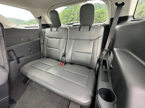 New 2026 Ford Explorer Active w/ Active Comfort Package AWD/4WD image 19