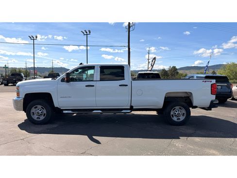Used 2016 Chevrolet Silverado 2500 W/T w/ WT Convenience Package AWD/4WD image 2
