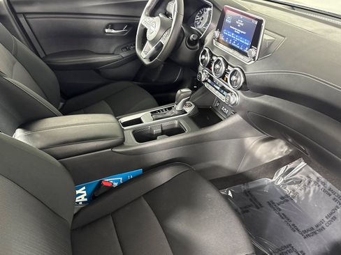 Used 2025 Nissan Sentra SV w/ All-Weather Package FWD image 12