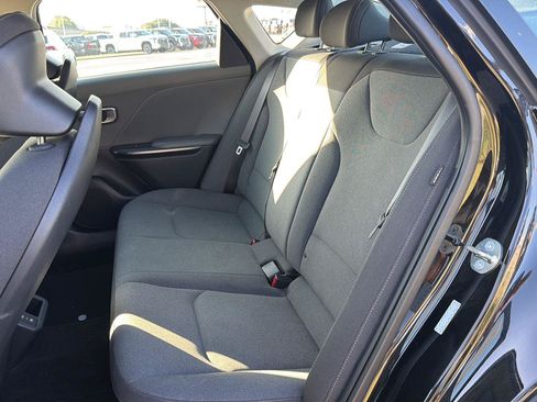 Used 2025 Kia K4 FWD image 13
