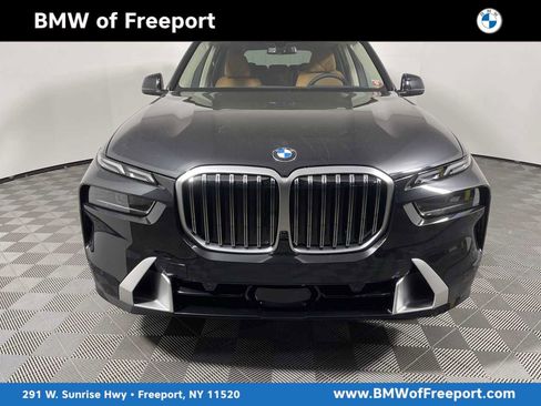 Certified 2024 BMW X7 xDrive40i image 1