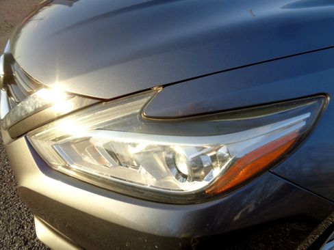 Used 2016 Nissan Altima 2.5 S w/ Power Driver Seat Package image 38