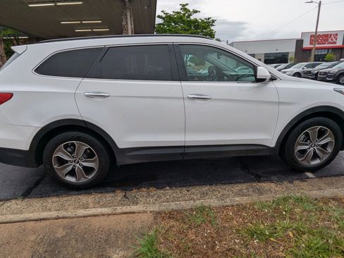 Used 2015 Hyundai Santa Fe GLS AWD/4WD image 8