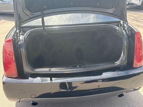 Used 2006 Cadillac STS V8 w/ Preferred Equipment Group image 23