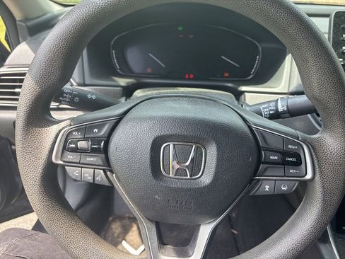 Used 2018 Honda Accord LX image 11