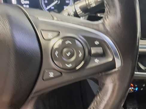 Used 2021 Buick Enclave Premium w/ Sun and Sites Package AWD/4WD image 9