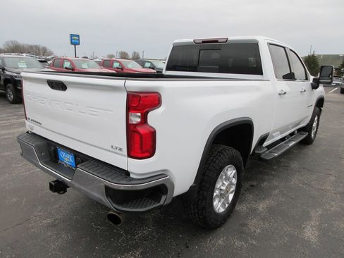Certified 2022 Chevrolet Silverado 3500 LTZ w/ LTZ Convenience Package AWD/4WD image 5