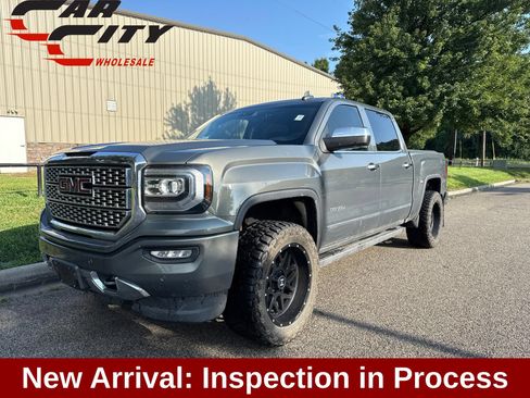 Used 2017 GMC Sierra 1500 Denali w/ Denali Ultimate Package AWD/4WD image 1