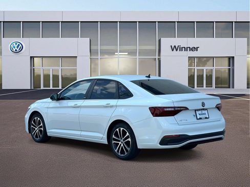 Used 2023 Volkswagen Jetta Sport FWD image 3