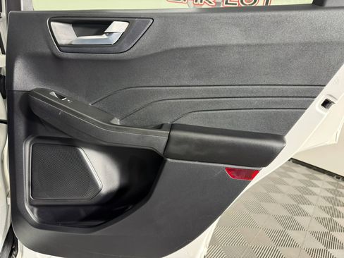 Used 2021 Ford Escape SE w/ Convenience Package image 43