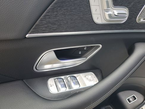 Certified 2026 Mercedes-Benz GLS 450 4MATIC image 16