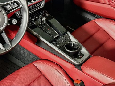Certified 2024 Porsche 911 Carrera RWD image 16