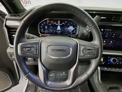 Used 2025 GMC Sierra 2500 Denali Ultimate w/ LPO, GMC Protection Package AWD/4WD image 14