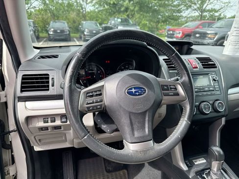 Used 2015 Subaru Forester 2.5i Touring w/ Protection Package #2 AWD/4WD image 11