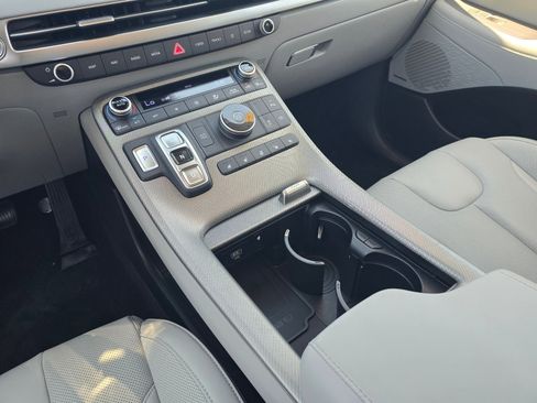 Used 2024 Hyundai Palisade SEL FWD image 16