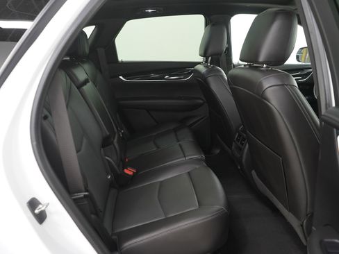 Used 2022 Cadillac XT5 Premium Luxury image 15