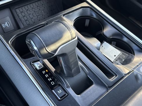 Used 2024 Ford F150 Platinum w/ Equipment Group 702A High image 31