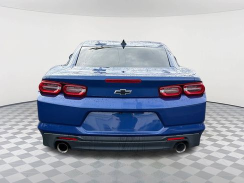 Used 2019 Chevrolet Camaro LT w/ Technology Package image 6