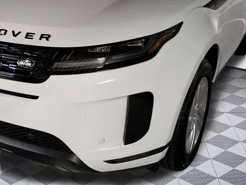 New 2026 Land Rover Range Rover Evoque S AWD/4WD image 10