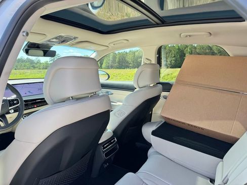 New 2026 Genesis GV70 2.5T Select AWD/4WD image 24