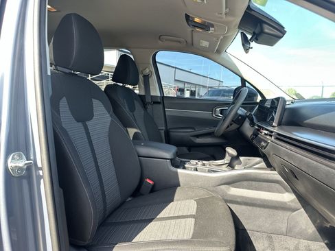 Certified 2024 Kia Sorento LX FWD image 25