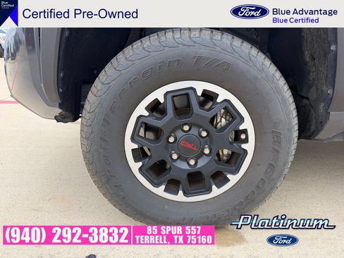 Used 2025 Toyota Tacoma TRD Off-Road w/ TRD Off Road Upgrade Package AWD/4WD image 4