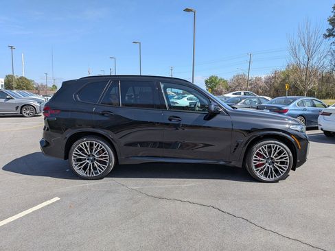 New 2026 BMW X5 xDrive40i w/ M Sport Package AWD/4WD image 2