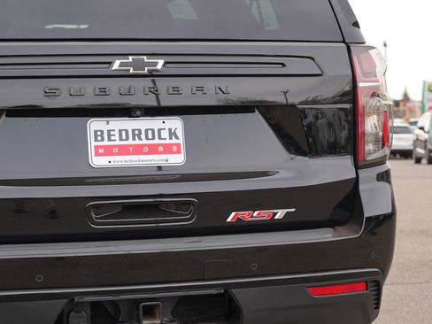 Used 2023 Chevrolet Suburban RST AWD/4WD image 10