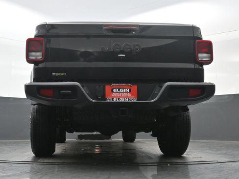 Used 2021 Jeep Gladiator Sport image 26