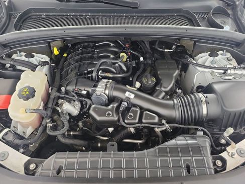 Used 2022 Jeep Grand Cherokee Limited image 10