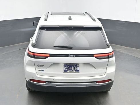 Used 2022 Jeep Grand Cherokee Limited 4xe w/ Luxury Tech Group II AWD/4WD image 23