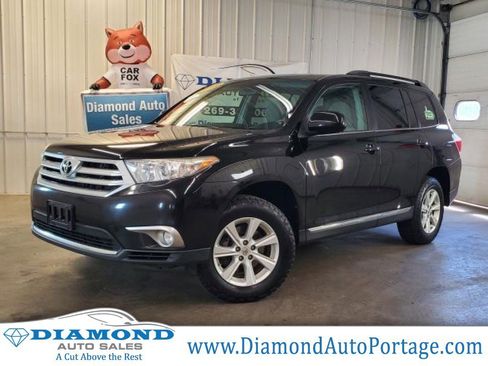Used 2012 Toyota Highlander FWD w/ Tech Pkg image 1