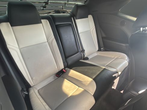 Used 2015 Dodge Challenger R/T Plus RWD image 23