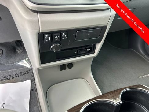 Used 2020 Toyota Sienna XLE Premium AWD/4WD image 13