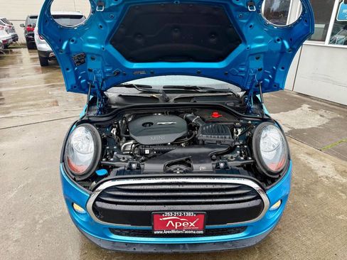 Used 2016 MINI Cooper 2-Door Hardtop image 8
