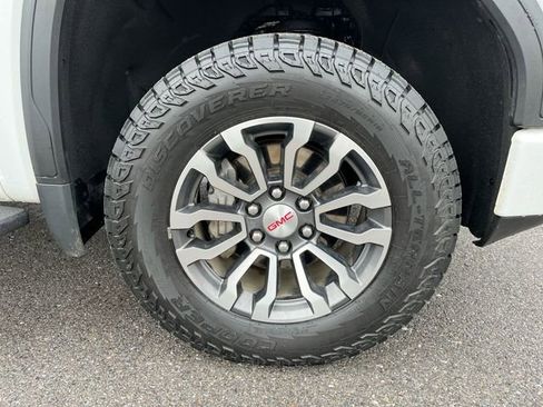 Certified 2021 GMC Sierra 1500 AT4 w/ AT4 Premium Package image 19