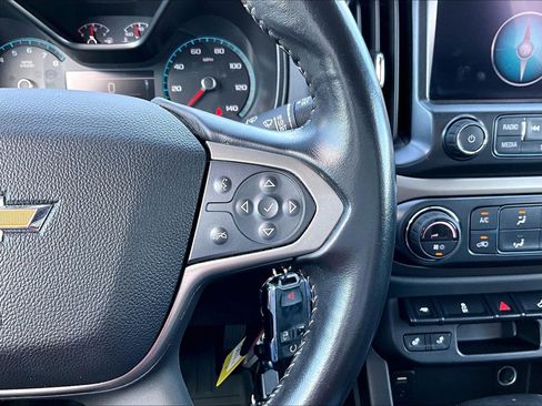 Used 2018 Chevrolet Colorado Z71 image 18
