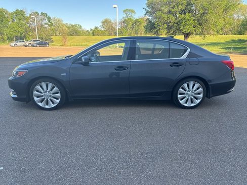 Used 2016 Acura RLX Sport Hybrid w/ Advance Pkg image 4