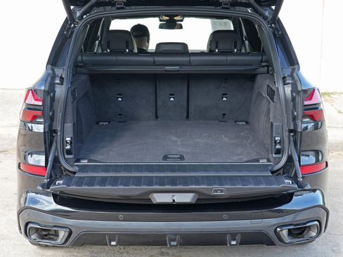 Used 2024 BMW X5 sDrive40i w/ M Sport Package RWD image 10
