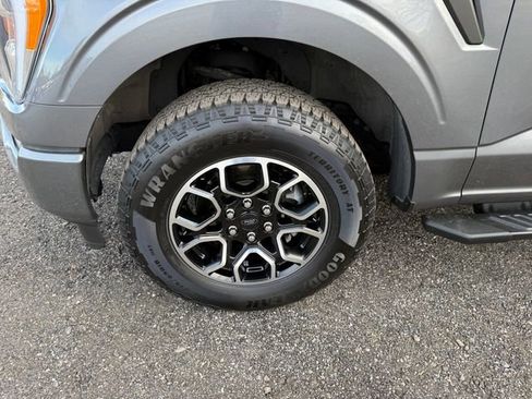 Used 2022 Ford F150 XLT w/ Equipment Group 302A High image 26