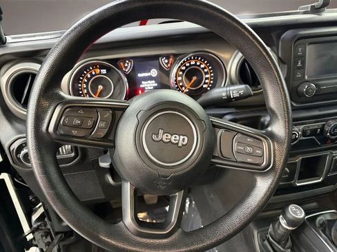 Used 2021 Jeep Wrangler Sport AWD/4WD image 11