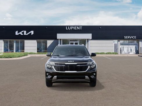 New 2026 Kia Seltos S image 3