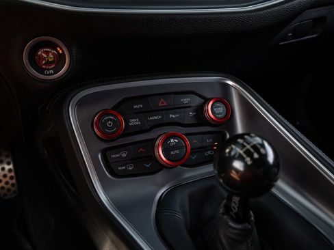 Used 2020 Dodge Challenger R/T Scat Pack RWD image 21