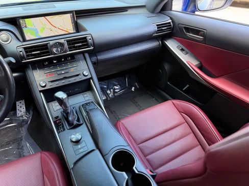 Used 2019 Lexus IS 300 F Sport w/ F Sport Package image 42