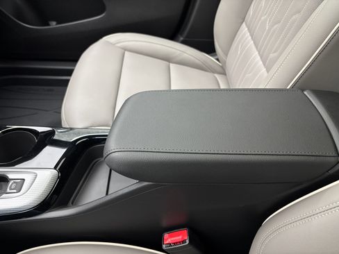New 2026 Buick Envista Sport Touring FWD image 29