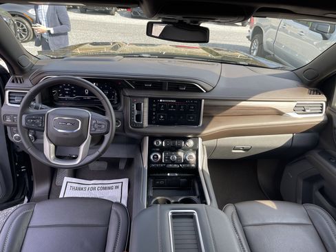 Used 2023 GMC Yukon Denali image 19